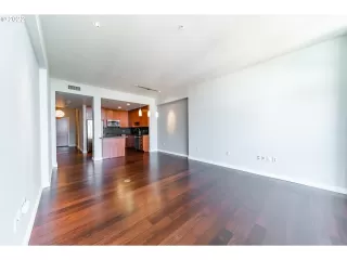 Photo #6: 23073086 Listing 