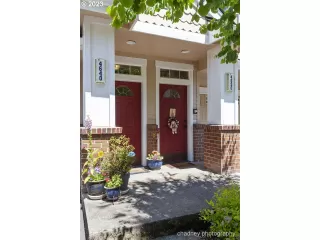 Photo #5: 23073722 Listing 