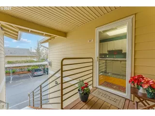 Photo #2: 23074195 Listing