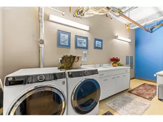 Photo #5: 23074821 Listing 