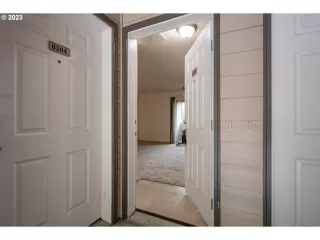 Photo #3: 23075027 Listing