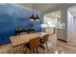 Photo #3: 23076725 Listing 