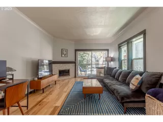 Photo #4: 23076725 Listing 