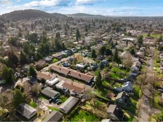 Photo #2: 23077225 Listing 