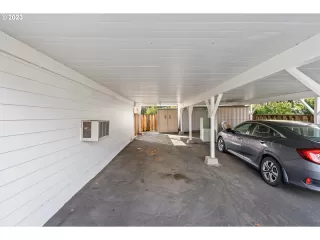 Photo #3: 23077225 Listing 