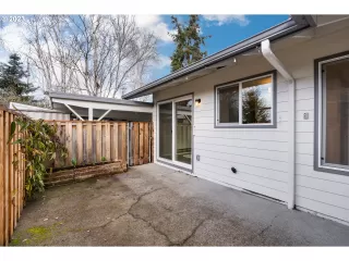 Photo #5: 23077225 Listing 