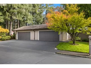 Photo #1: 23078686 Listing