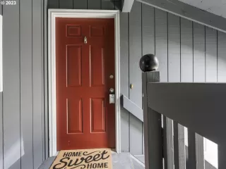 Photo #2: 23079725 Listing