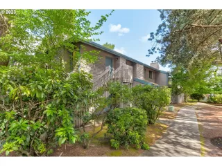 Photo #2: 23080214 Listing