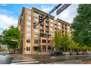 Photo #1: 23080224 Listing