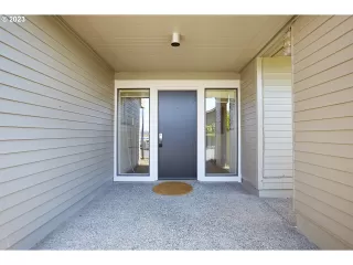 More Details about MLS # 23085700 : 6902 SE RIVERSIDE DR 4