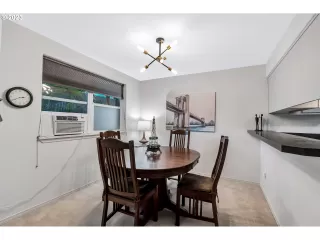 Photo #1: 23085730 Listing