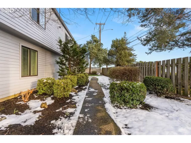 MLS: 23086566 Condo For Sale