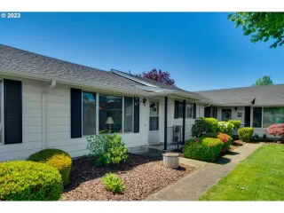 Photo #1: 23087736 Listing