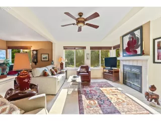 Photo #1: 23088198 Listing