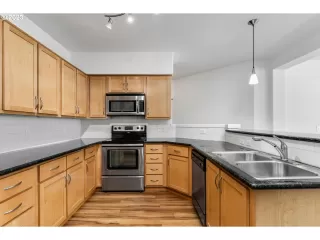 Photo #6: 23089776 Listing 