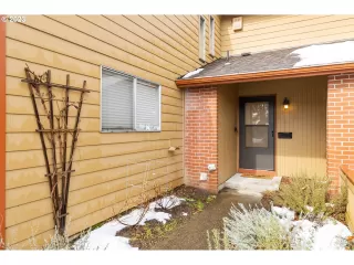 Photo #1: 23090399 Listing