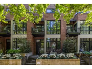 Photo #1: 23091303 Listing