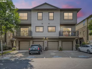 Photo #2: 23091581 Listing