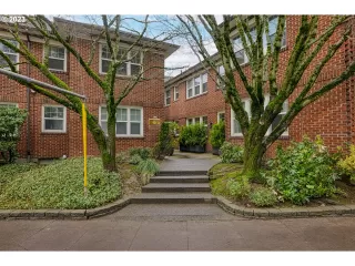 Photo #1: 23092227 Listing