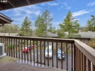 Photo #3: 23094909 Listing