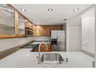 Photo #3: 230964966 Listing