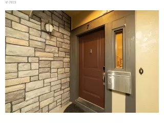 Photo #1: 23097001 Listing 