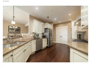 Photo #2: 23097001 Listing 