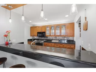 Photo #1: 231003159 Listing