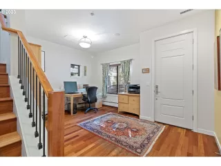 Photo #3: 23100439 Listing 