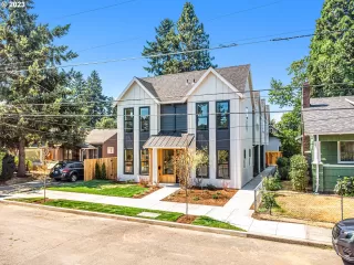 Photo #1: 23102497 Listing