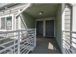 Photo #1: 23103404 Listing