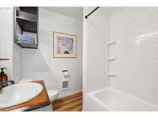 Photo #1: 23103615 Listing 