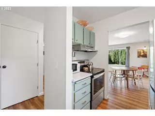 Photo #5: 23103615 Listing 