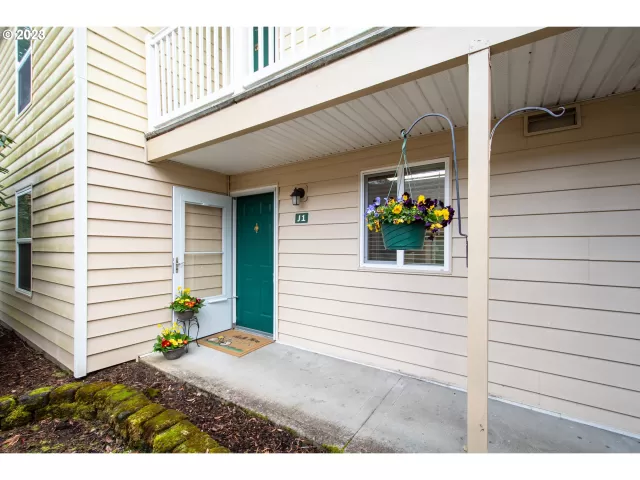 MLS: 23106262 Condo For Sale