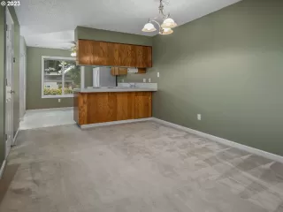 Photo #6: 23107240 Listing 