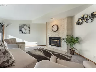 Photo #2: 231075422 Listing 