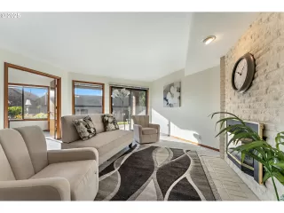 Photo #4: 231075422 Listing 