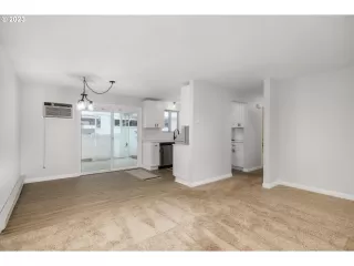 Photo #1: 23108231 Listing