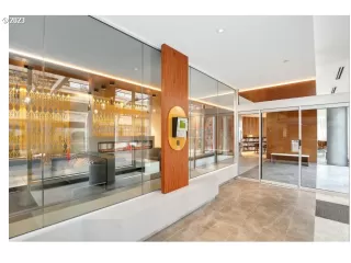 Photo #5: 23109189 Listing 