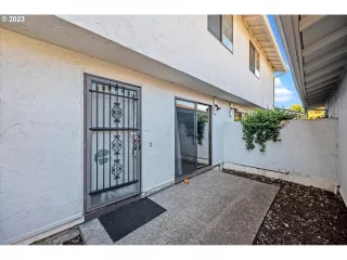 Photo #1: 23109945 Listing 