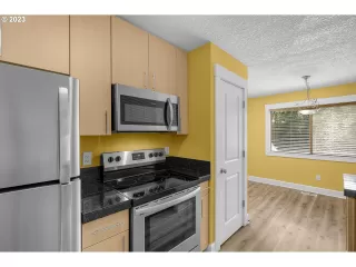 Photo #1: 23111135 Listing 