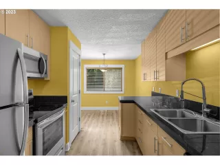 Photo #2: 23111135 Listing 