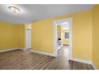 Photo #6: 23111135 Listing 