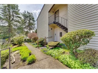 Photo #1: 23112790 Listing