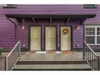 Photo #2: 23114294 Listing