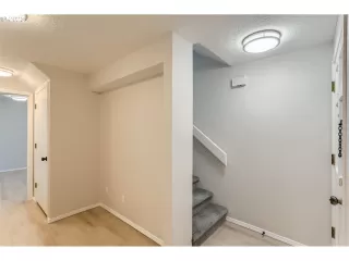 Photo #1: 23115186 Listing