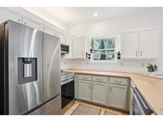 Photo #3: 231158707 Listing 