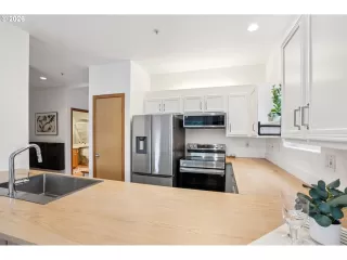 Photo #5: 231158707 Listing 