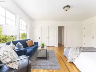 Photo #6: 23117025 Listing